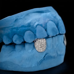 Iced-out Vamp Fang Grillz