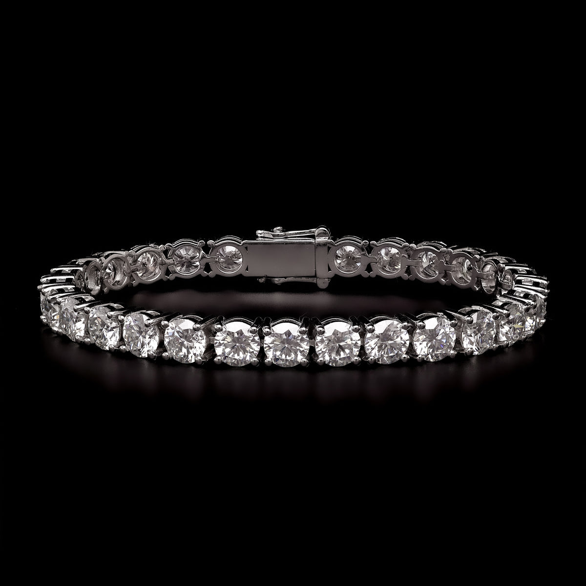 VVS Moissanite Diamond Tennis bracelet