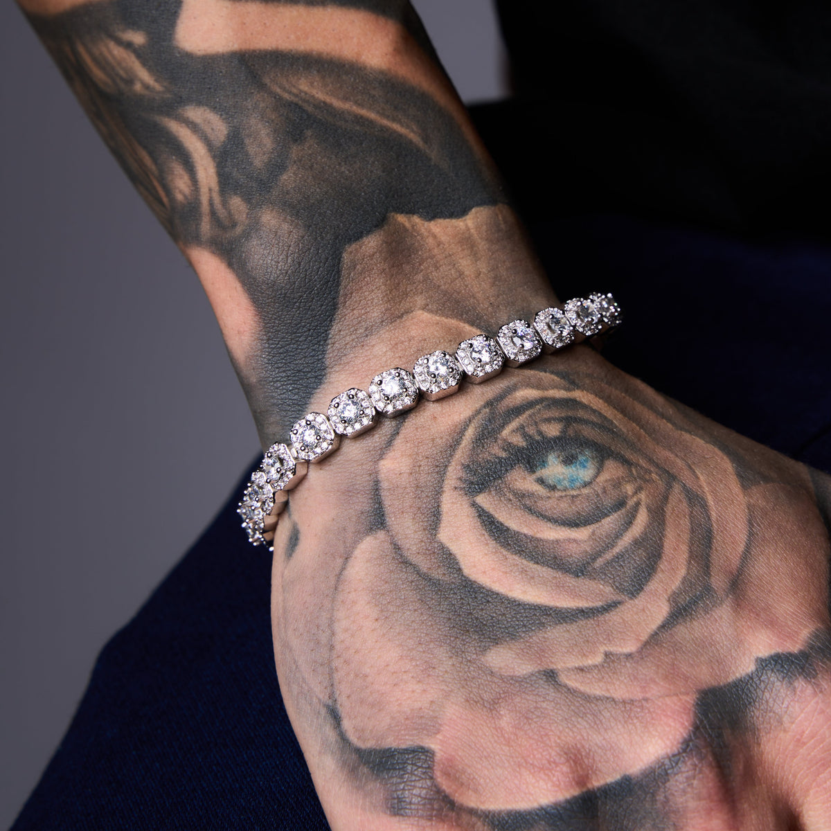 Tennis bracelet